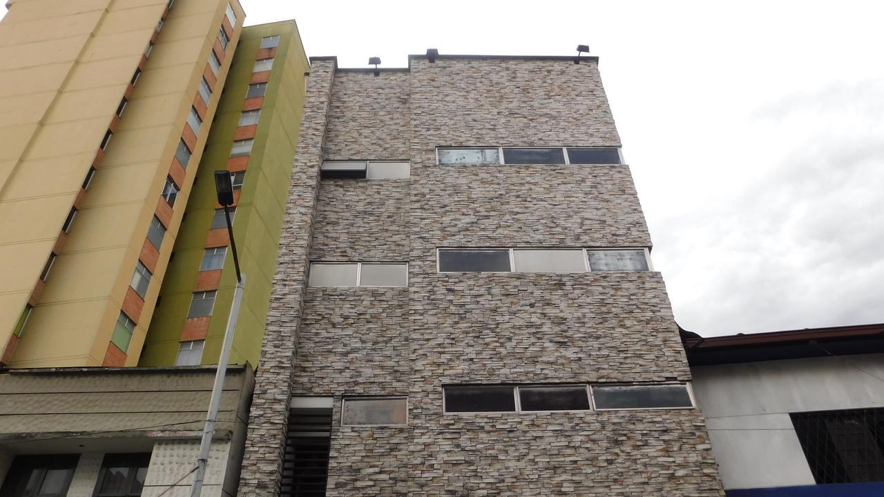 Hotel Kong 麦德林 外观 照片