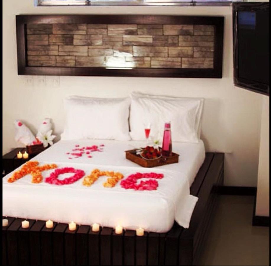 Hotel Kong 麦德林 外观 照片